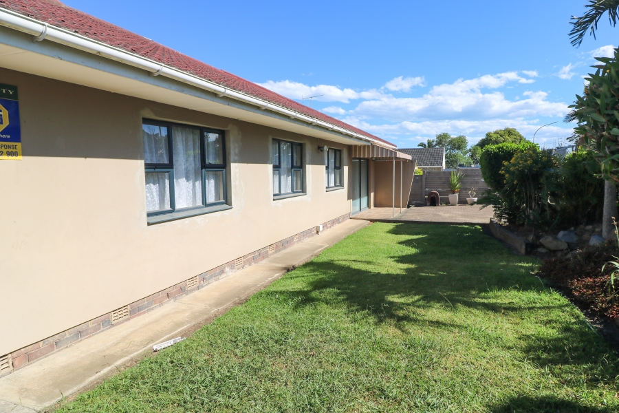 4 Bedroom Property for Sale in Chiselhurst Eastern Cape